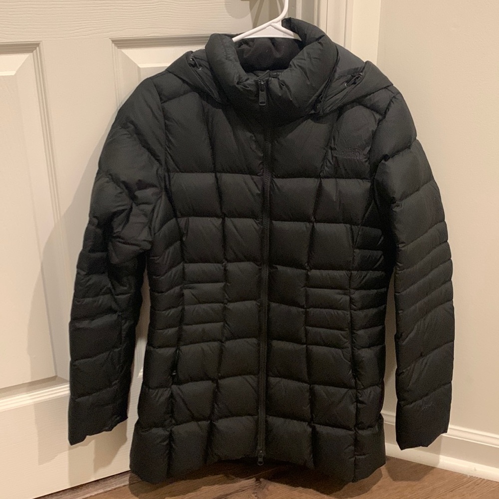 North Face Womens down puffy coat size M